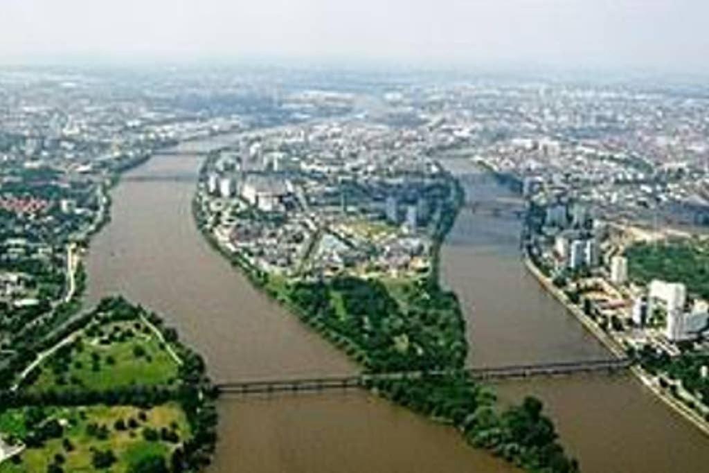 Nantes. 3p. Box Gratuit. 1 à 6 Pers. Linge Fourni *